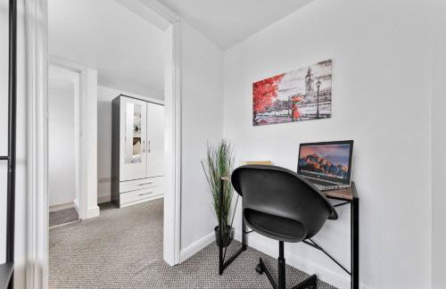 Citylink Spacious 5-Bedroom House,Wi-Fi,Easy Access to Excel and Central London - Foto 6