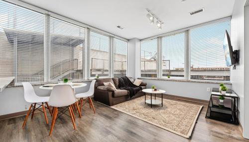 Bright Downtown 1BR l Free Parking l Fast Wi-Fi - Foto 3