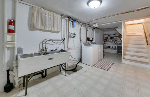 Walk to Frontier Days Park Cheyenne Home with Patio - Foto 24