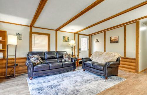 Fire Pit Family-Friendly Cabin in Gillett! - Foto 5