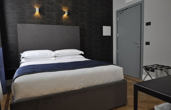 Place 24 Suites & Wellness - Photo 12