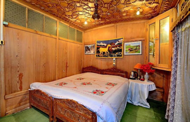 Golden Crest Houseboats - Foto 7