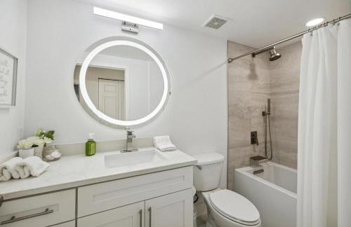 Downtown WPB Condo at the Square - Foto 6