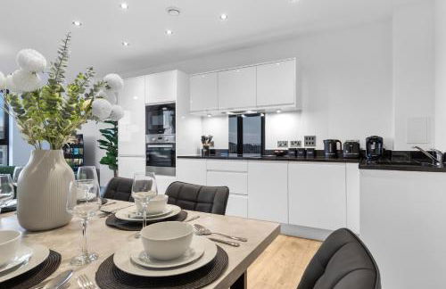 Modern London apartment I Balcony with views - Foto 7