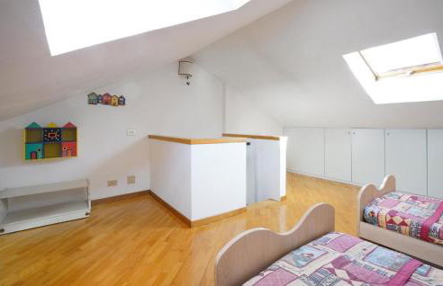 3 Bedroom Nice Home In Tavarone - Foto 28