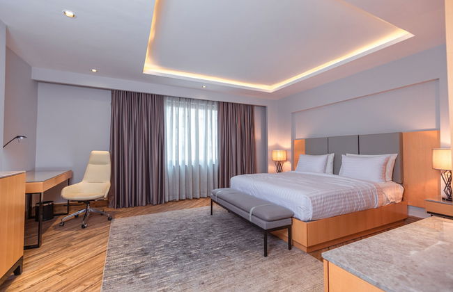 The Row Residential Hotel - Photo 8