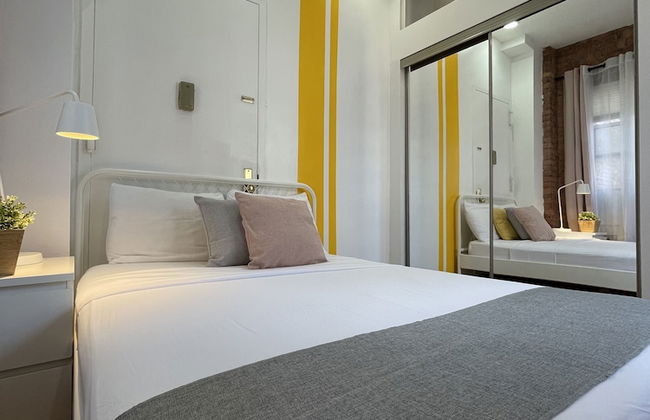 Hotel and the City-Midtown - Photo 12