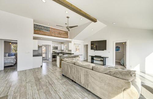 Lakefront Home with Boat Dock in Benton Harbor! - Foto 7