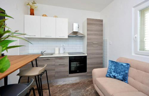 Apartment 'MIMO' in Milna - Hvar - Photo 3