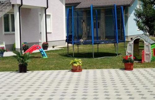 Apartman Karmen Gospić - Photo 9
