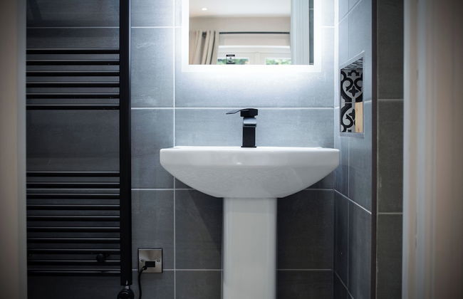 The Hideaway - 2 Bed Holiday Home - Little Haven - Photo 50