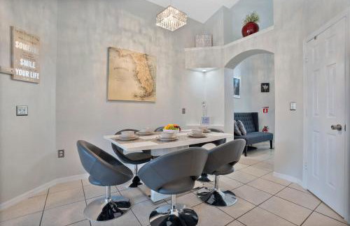 Stunning Home Near Disney World - Foto 16