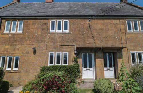 Stonecutter's Cottage - Photo 1