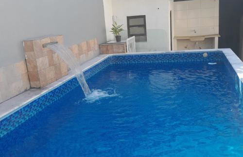 Casa na praia com Piscina e churrasqueira - Foto 1