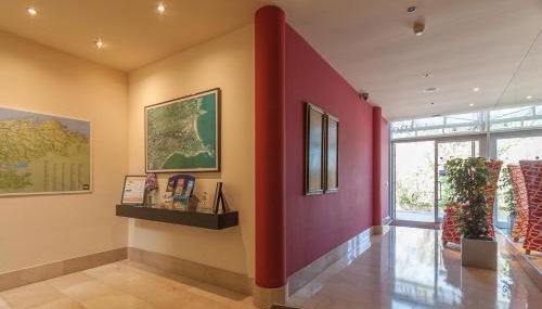 Apartamentos Mar Comillas - Foto 5, Lobby or reception