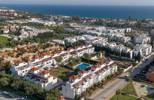 Family Fairways I Spacious 4-Bedroom Townhouse Near Beach & Golf, Estepona - Photo 51