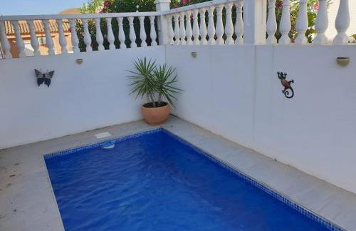 2 Bed-Sleeps 5-Private Pool-Pets-AirCon - Foto 7
