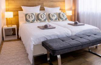 Gelbe Koffer - Design-Apartment in Schiffweiler - 2 Parkplätze - Self-Check-in - ruhig & naturnah - Foto 1