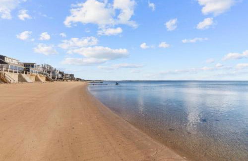 Waterfront with Private Beach Stunning Views - Foto 18