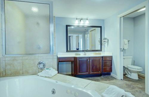 Wyndham Old Town Alexandria 2BR Apartment with Resort Access - Foto 16