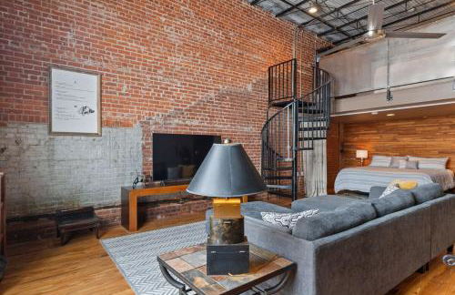 Industrial Modern Loft in Downtown Lafayette - Foto 13