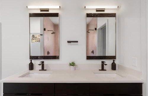 Glass House - Hot Tub - Voted AVL's #1 Luxe Stay - Foto 14