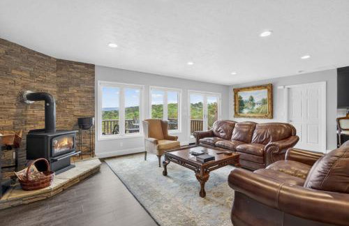 Family Mountain Escape w Private Suite Modern Comforts - Foto 11