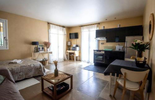 Independent Panoramic Studio with Pool - Le Tholonet - Foto 6