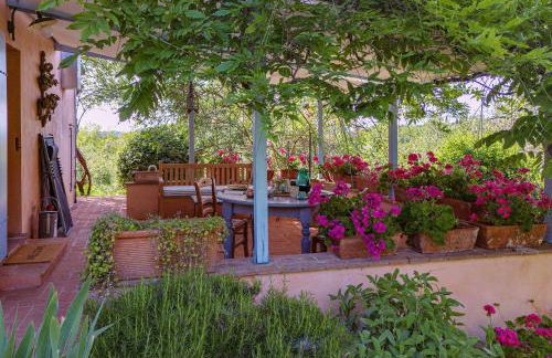 Appartamento con terrazza privata e giardino vicino a Pisa e Firenze - Foto 34