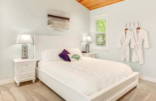 Waterfront Stuart Oasis with Hot Tub and Dock! - Foto 11