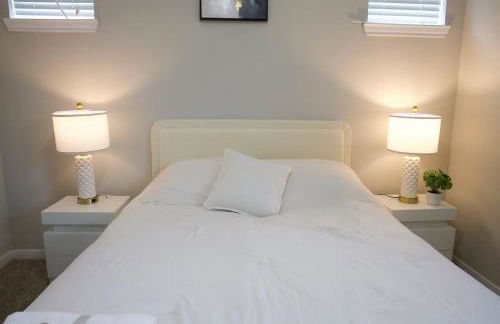 Peaceful 1BR Close to Nature Trails & Shopping - Foto 6