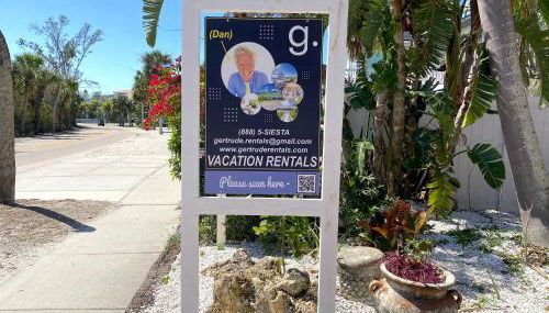 Private Patio, Walk to All, 2min- Siesta Keys Best Beach, 1min- Dining & Entertainment of Village! - Foto 2