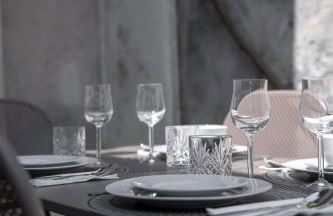 3 Bedrooms Old Town Secret Gem with Private Garden - Foto 79