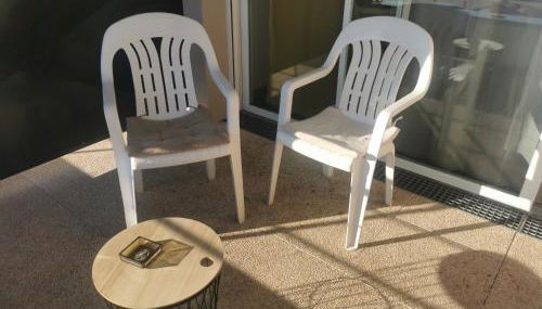 Appartement T2 accessible PMR avec terrasse et garage - Photo 4