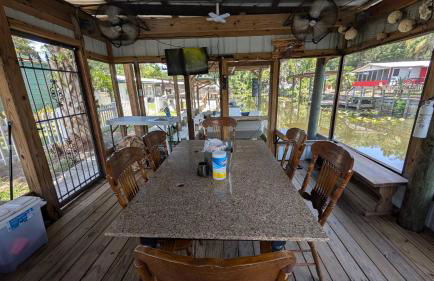 FREE BOAT to use ,Fish Camp, Water Front, Pets ok - Foto 12