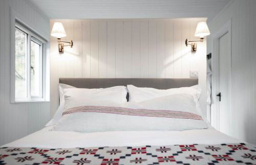 Timber Cottage - Photo 4