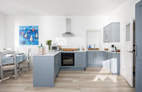 High Tides - Photo 5