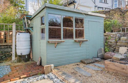 Lakeland Cottage - Bowness-on-Windermere sleeps 6 - Photo 25