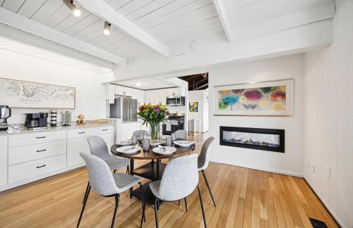 Mt Adams Lookout with Best City View and Parking - Foto 2