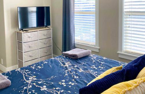 Spacious South Jordan Family Home with Private Yard! - Photo 22