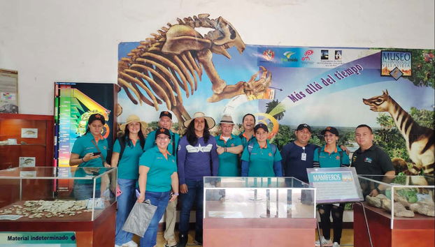 Tour por Villavieja + Paseo en barco - Foto 3, Museo Paleontológico de Villavieja