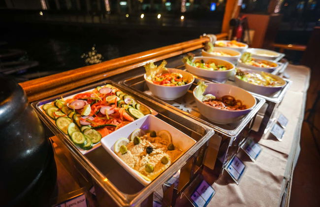 Crociera in dhow a Dubai con cena e spettacolo - Foto 7