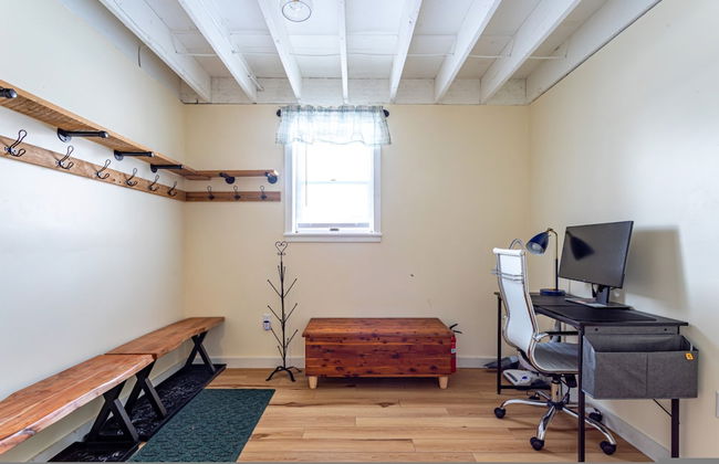 Ski Hike Lodge 5BR w Fire Pit Cozy Spaces - Foto 14