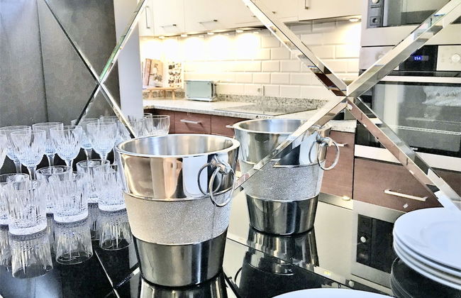 MONDRIAN Luxury Suites & Apartments Old Town Market Square - Photo 51