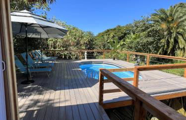 Cozy jungle boat hideaway with stunning ocean view - Foto 20