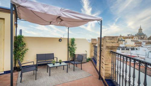 EXCLUSIVE TRIPLEX WITH PRIVATE TERRACE - Photo 4