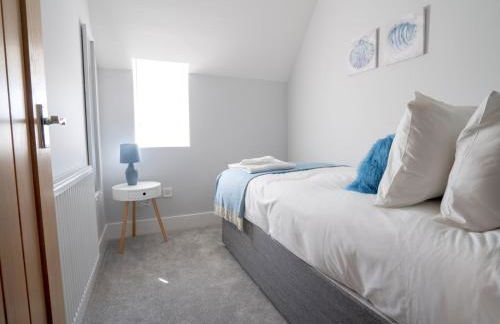 The Stables Stylish cottage with hot tub and parking - Pass the Keys - Photo 18