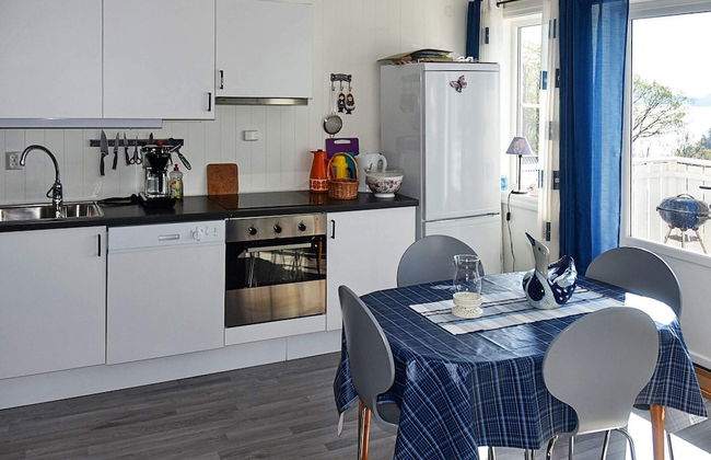 6 Person Holiday Home in Onarheim - Foto 10