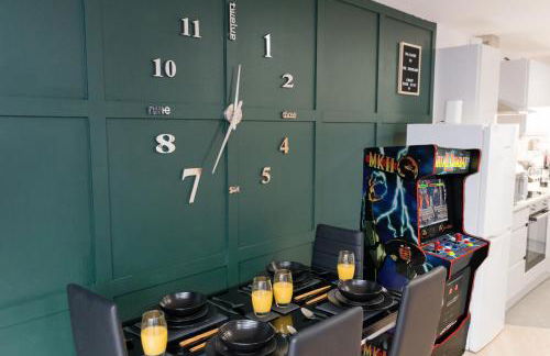 Game-Night Apartment Walk to Wolverhampton Centre - Foto 7