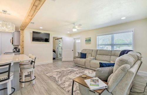 Merritt Island Home with Spa - 8 Mi to Cocoa Beach! - Foto 4